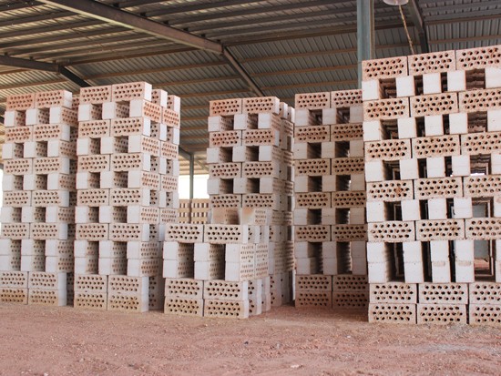 多孔燒結磚